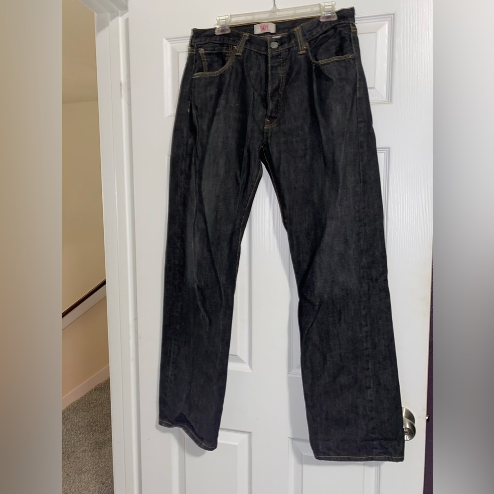 Levi’s 501 Jeans Dark Denim Button Fly-Men Size 36/34-Like New